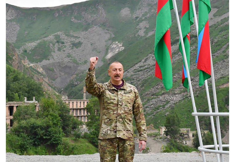Президент Ильхам Алиев: По сравнению с другими освобожденными районами восстанавливать Кяльбаджарский и Лачинский районы сложнее
