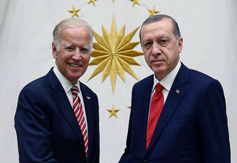 Эрдоган и Байден провели телефонный разговор
