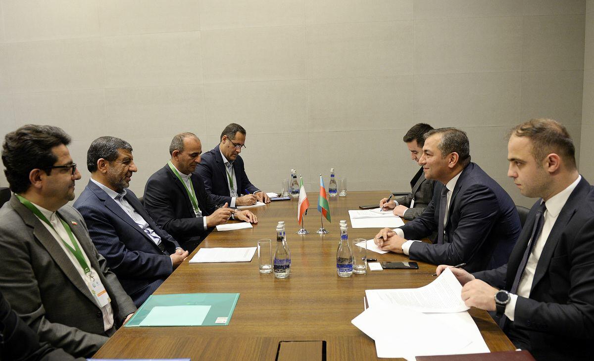 Азербайджан и Иран обсудили развитие связей в сфере туризма