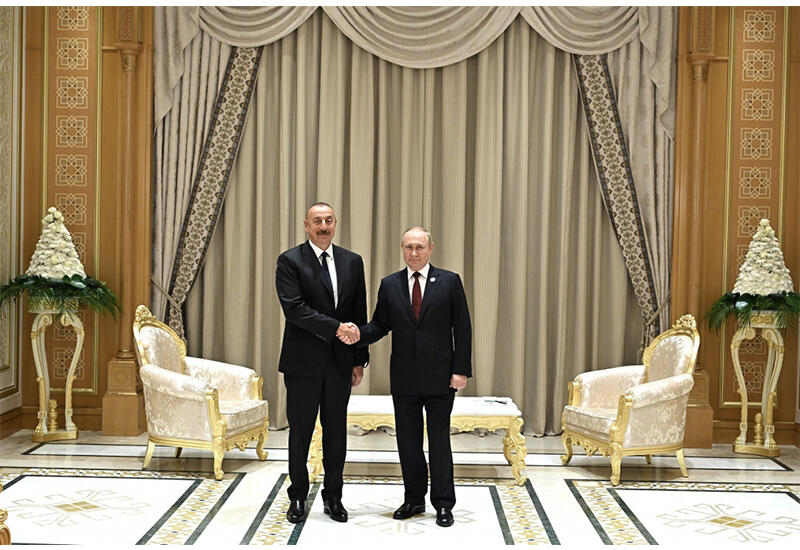 Prezident İlham Əliyev Aşqabadda Rusiya Prezidenti Vladimir Putin ilə görüşüb