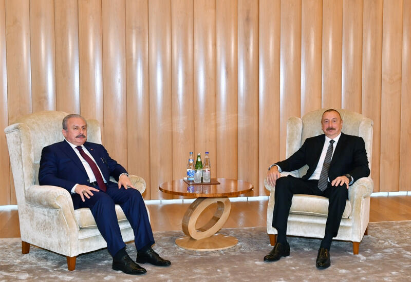 Президент Азербайджана Ильхам Алиев принял председателя Великого национального собрания Турции