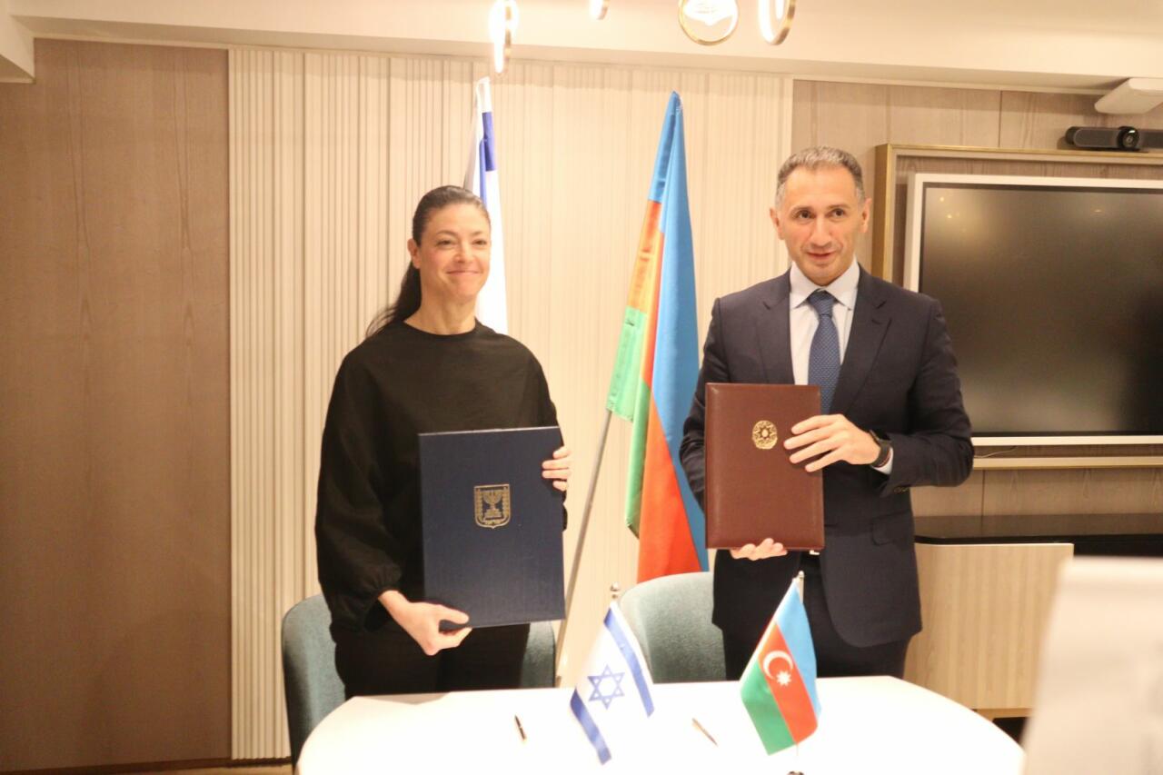 Между Азербайджаном и Израилем подписано соглашение об авиасообщении