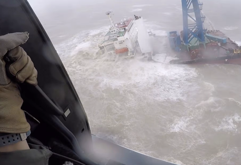 Инженерное судно потерпело крушение в Южно-китайском море