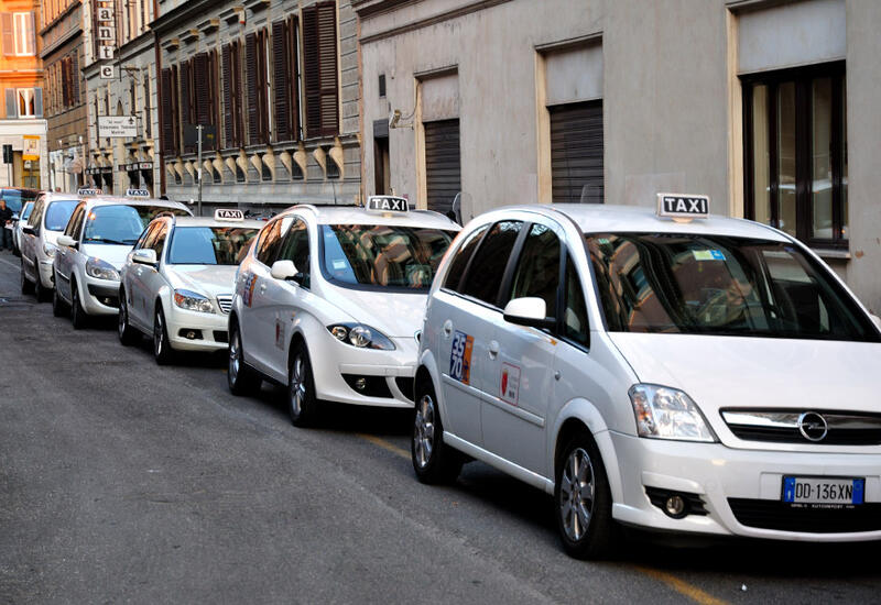 В Италии проходит массовая забастовка таксистов