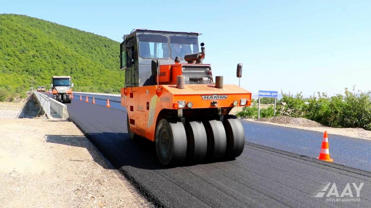 Oğuz-Şəki yolu yenidən qurulur