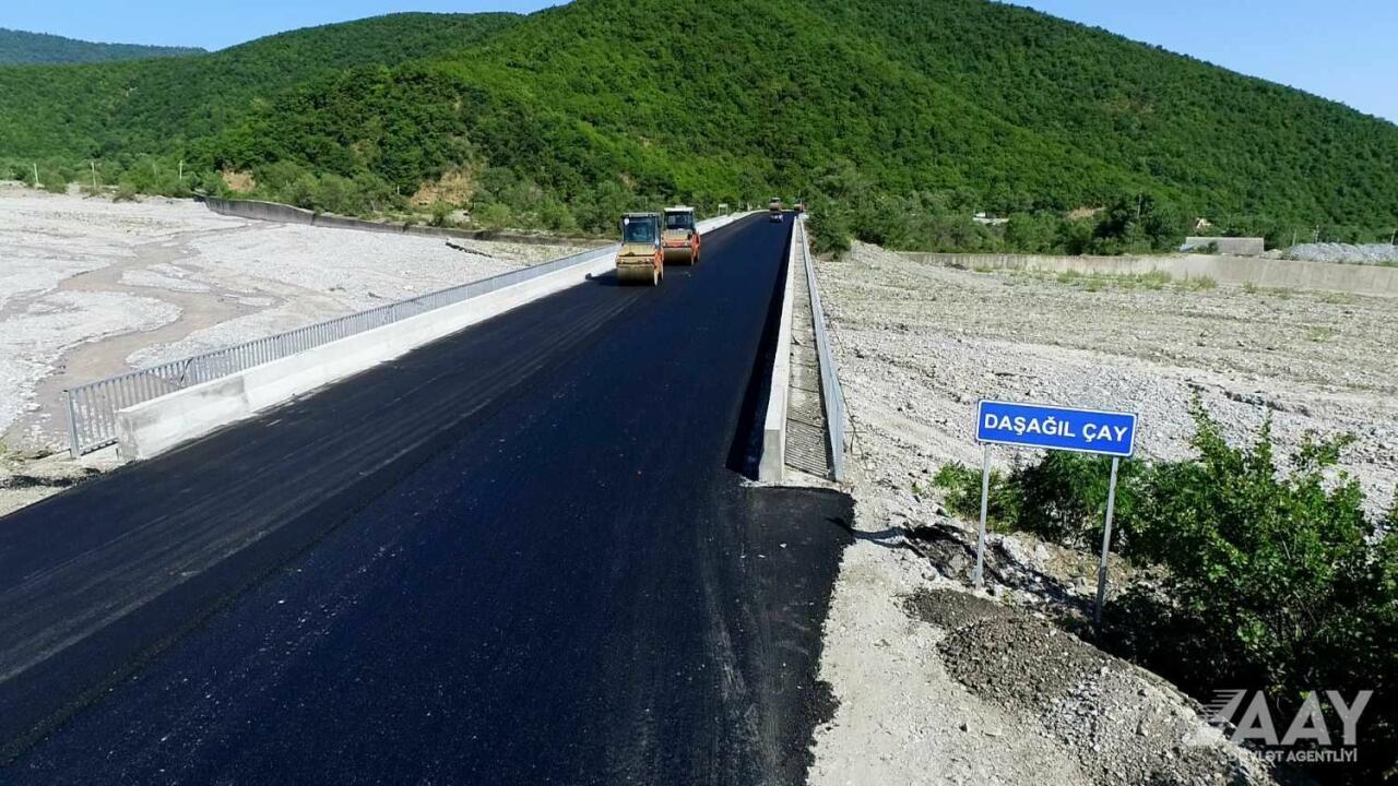 Oğuz-Şəki yolu yenidən qurulur