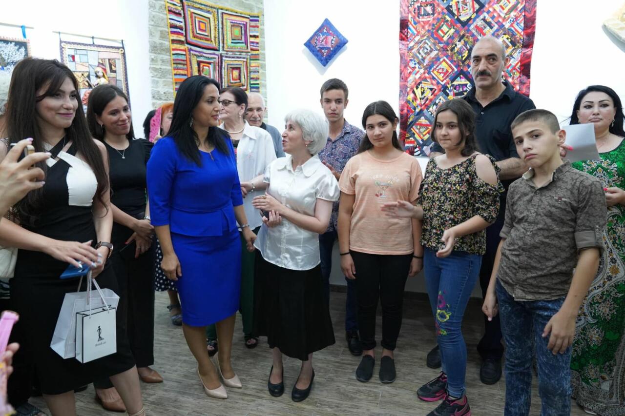 В Баку открылась выставка изделий в лоскутной технике