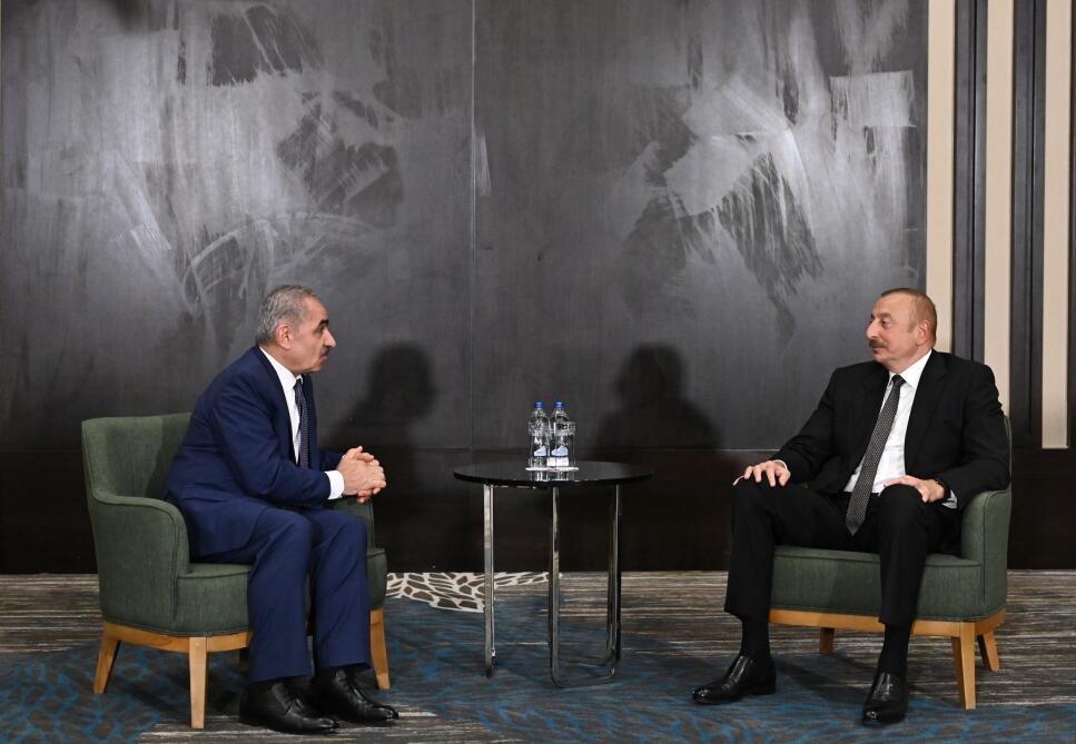 Президент Ильхам Алиев встретился в Конье с премьер-министром Палестины