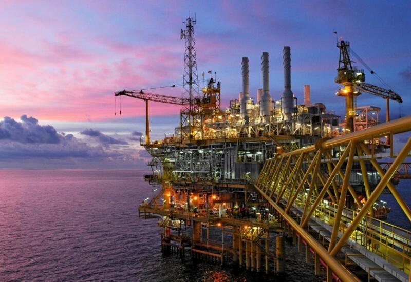 В первом полугодии на АЧГ завершено строительство 8 нефтедобывающих скважин