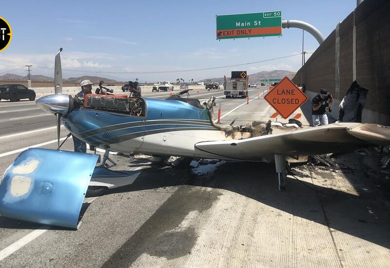 Самолет совершил аварийную посадку в Калифорнии