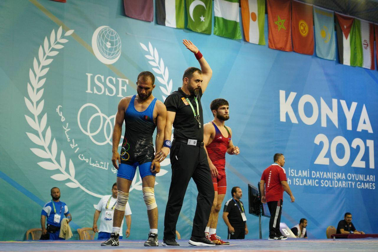 Ряд азербайджанских борцов вышел в полуфинал на Исламиаде в Конье