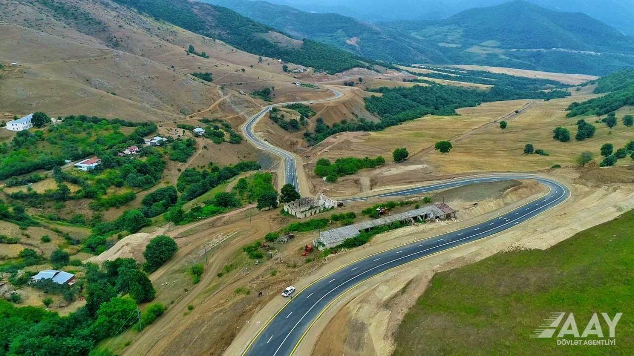 Завершено строительство новой автодороги в обход города Лачин