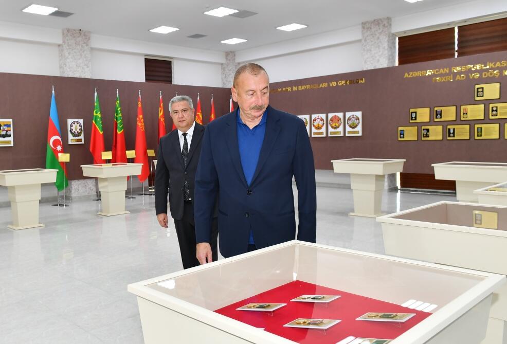 Президент Ильхам Алиев принял участие в открытии Центра юных умельцев и Музея государственных символов в Агсу