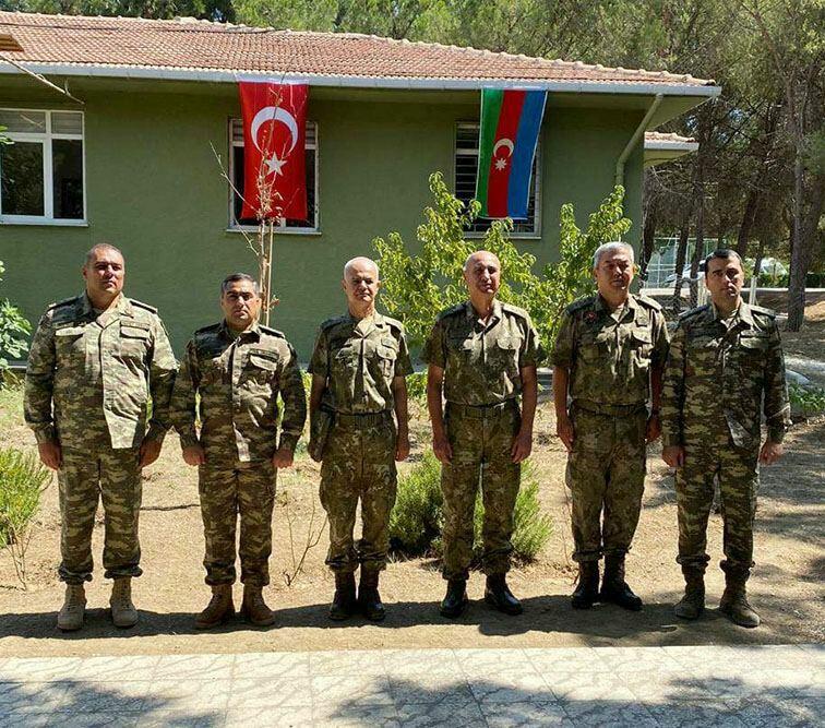 Азербайджанские военнослужащие приняли участие в учениях в Турции