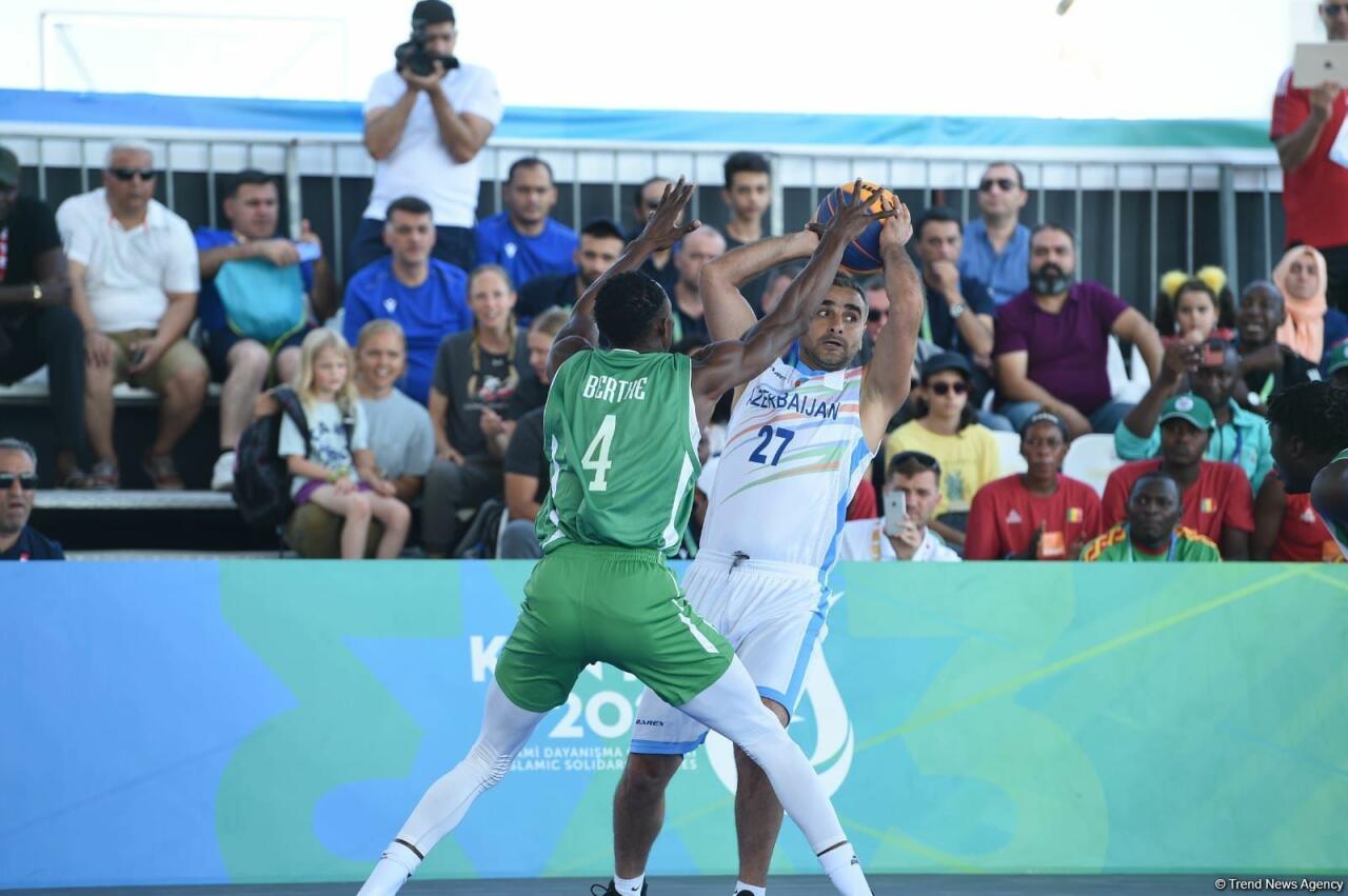 Азербайджанские баскетболисты выиграли у сборной Мали на V Играх исламской солидарности
