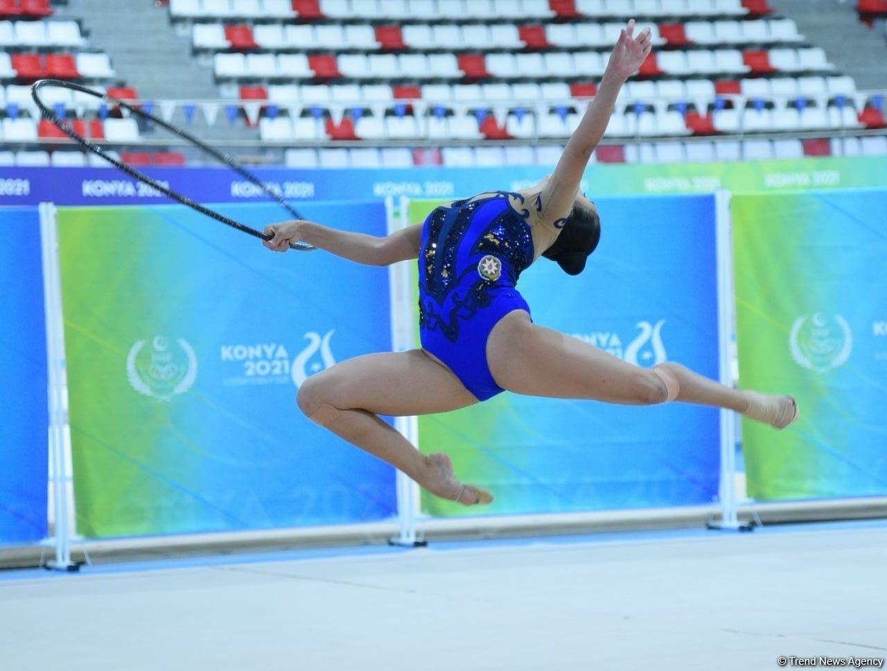 Зохра Агамирова завоевала "серебро" в упражнении с обручем