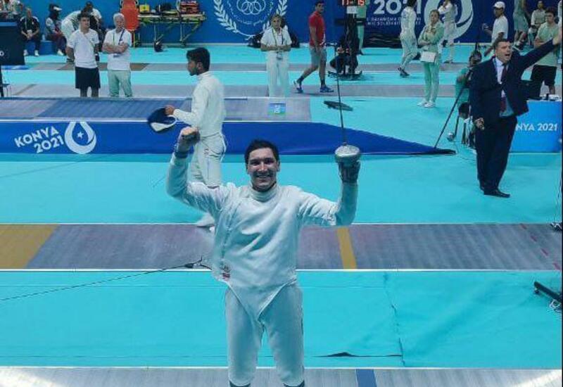 Азербайджанский фехтовальщик вышел в полуфинал соревнований Исламиады