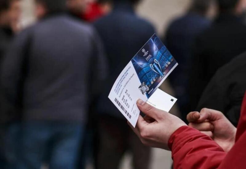 Полиция задержала пытавшихся продать по завышенной цене билеты на игру "Карабаха"