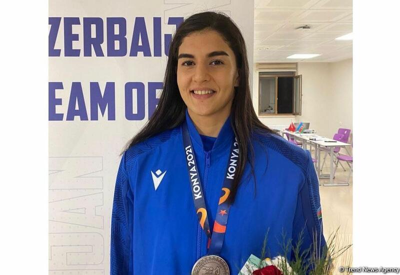 Азербайджанская спортсменка выиграла очередное «серебро» Исламиады по плаванию