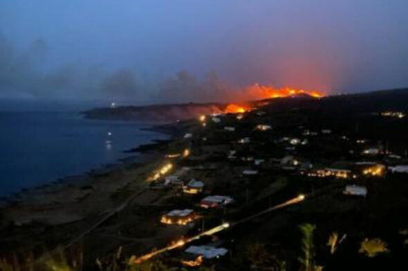 Джорджо Армани эвакуировали с острова вблизи Сицилии из-за пожара