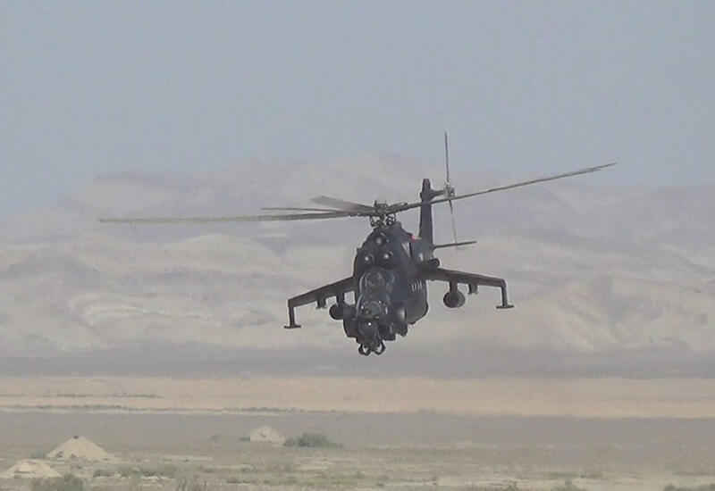 Вертолетные подразделения ВВС Азербайджана провели учения