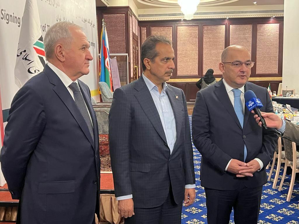 Азербайджан, Россия и Иран договорились об упрощении транзитных перевозок