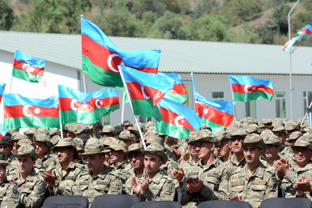 Родной азербайджан. Азербайджанские военные. Азербайджанский солдат. Армия Арцаха. Солдаты Азербайджана.