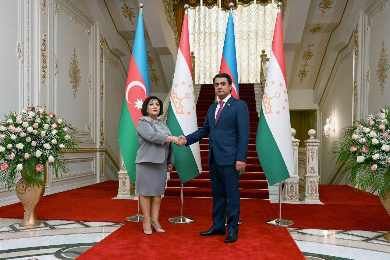 Таджики азербайджан