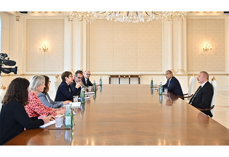 Президент Ильхам Алиев принял делегацию во главе с президентом ЕБРР