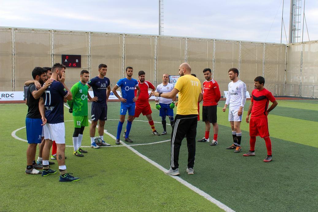 В Баку проходит футбольная битва с участием 240 команд