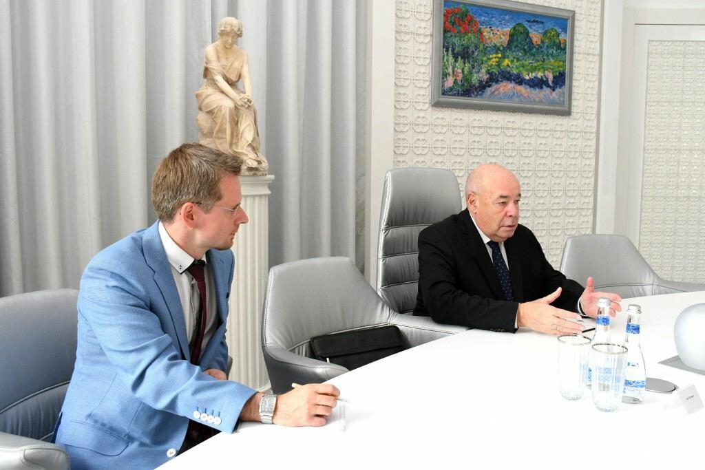 Анар Керимов встретился со спецпредставителем Президента России