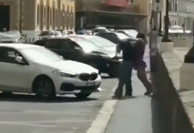 В Италии жительница дала отпор вору, который попытался украсть у нее сумочку