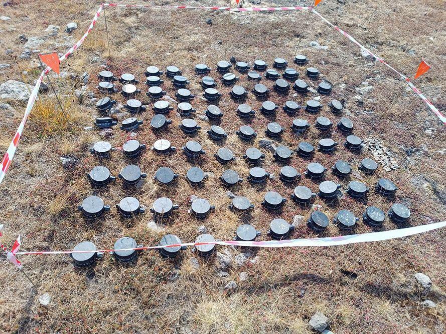 В Лачине продолжают находить армянские мины
