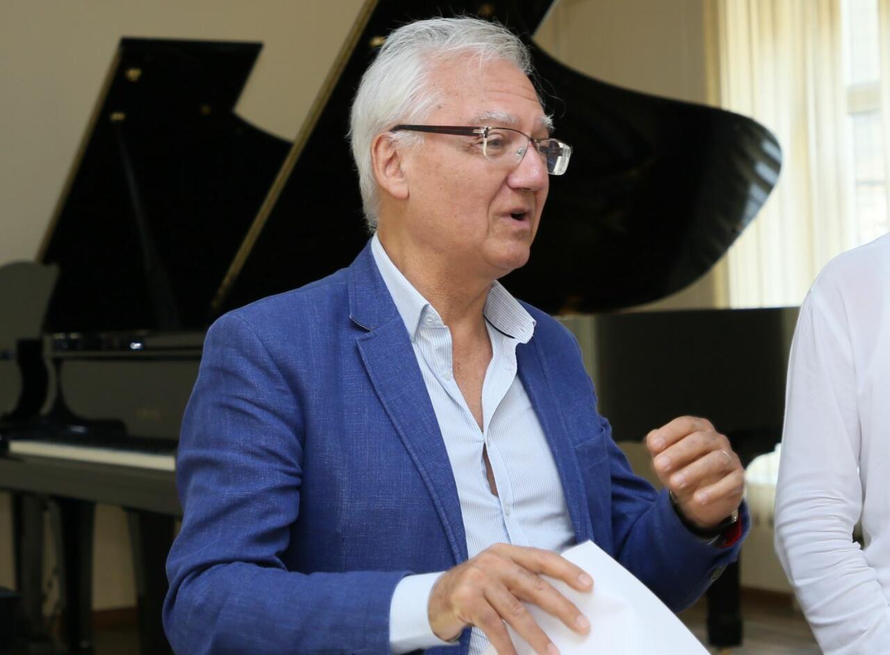 О Баку, мугаме и азербайджанских композиторах – интервью с известным французским пианистом Оливье Гардоном