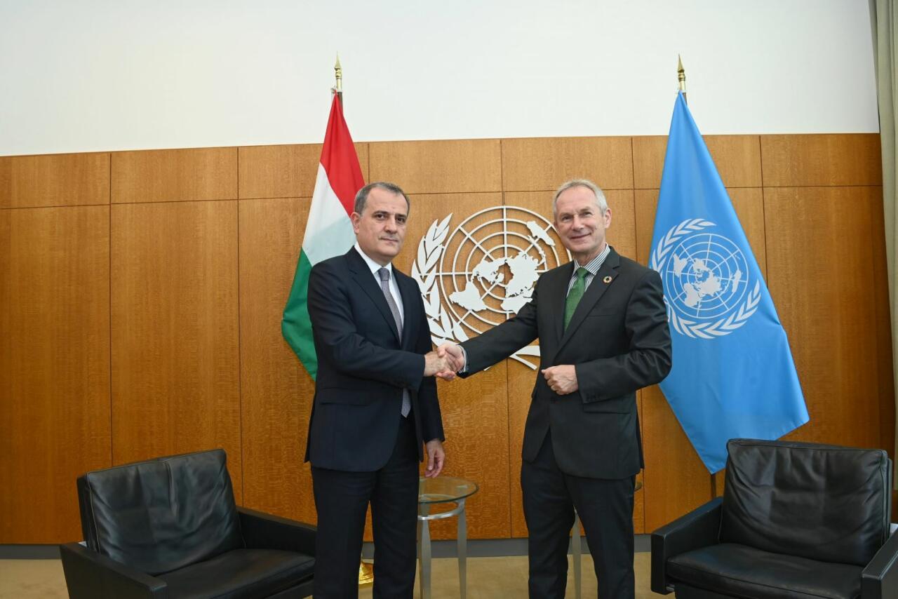 Состоялась встреча главы МИД Азербайджана с президентом 77-й сессии Генассамблеи ООН