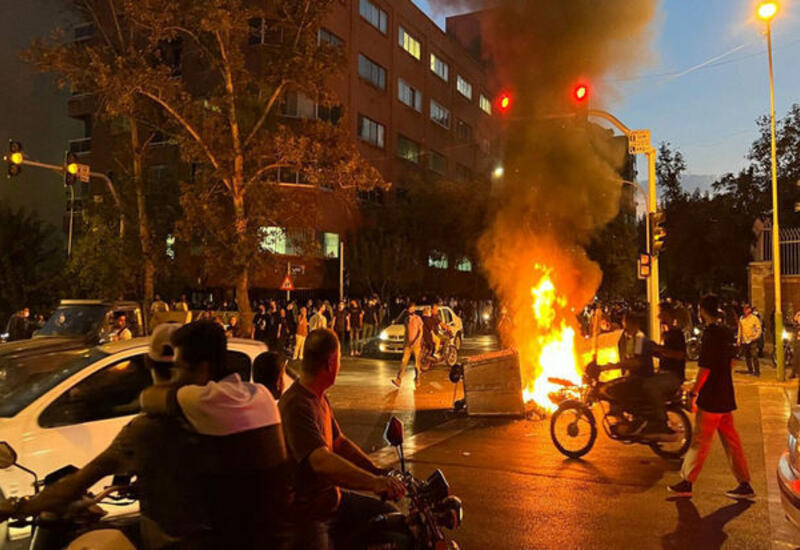 В Иране продолжаются массовые протесты