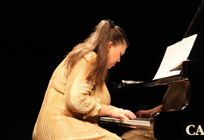 Известная пианистка Ольга Домнина выступила с концертом в Италии в честь 100-летия Фикрета Амирова