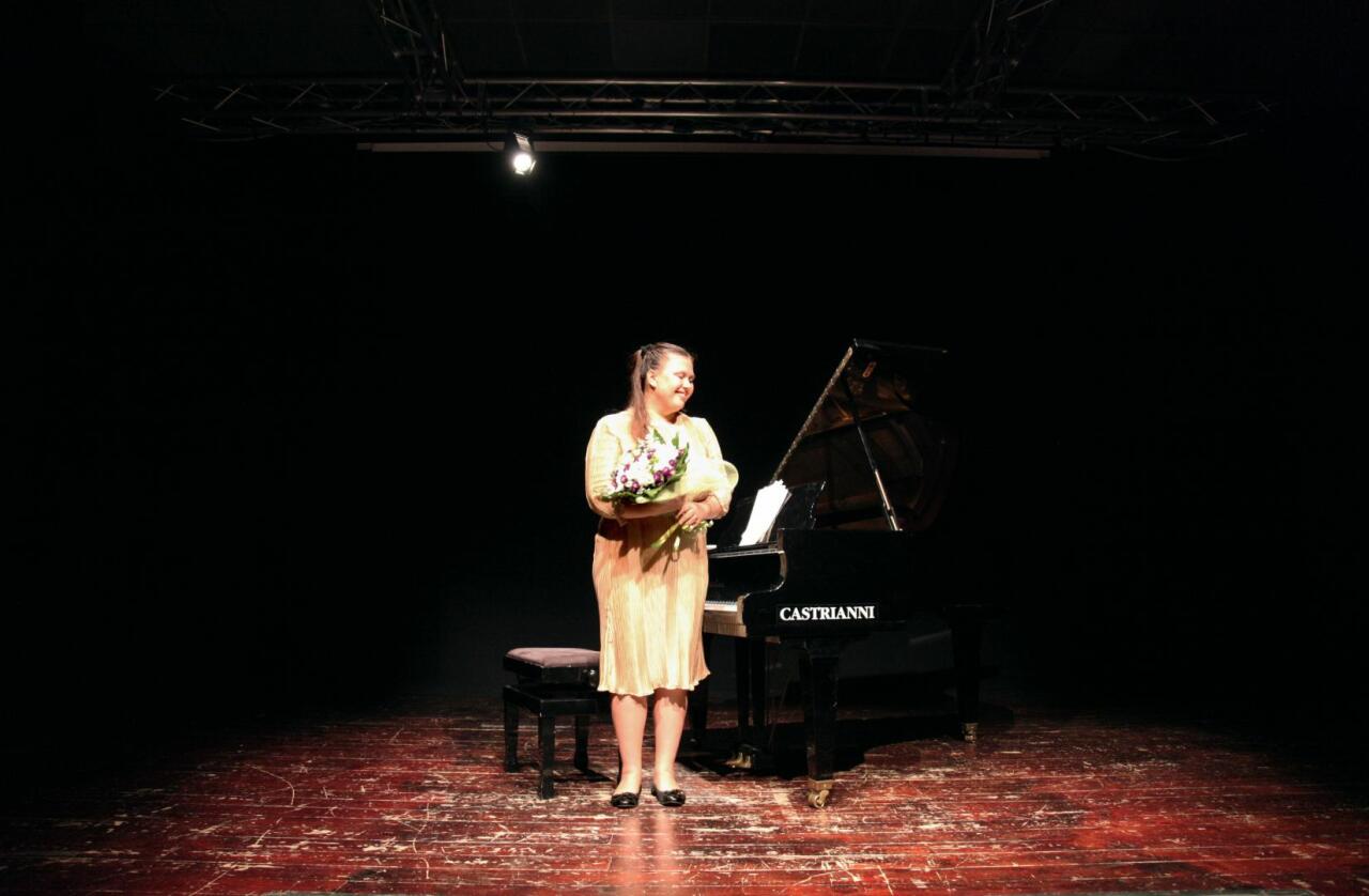 Известная пианистка Ольга Домнина выступила с концертом в Италии в честь 100-летия Фикрета Амирова