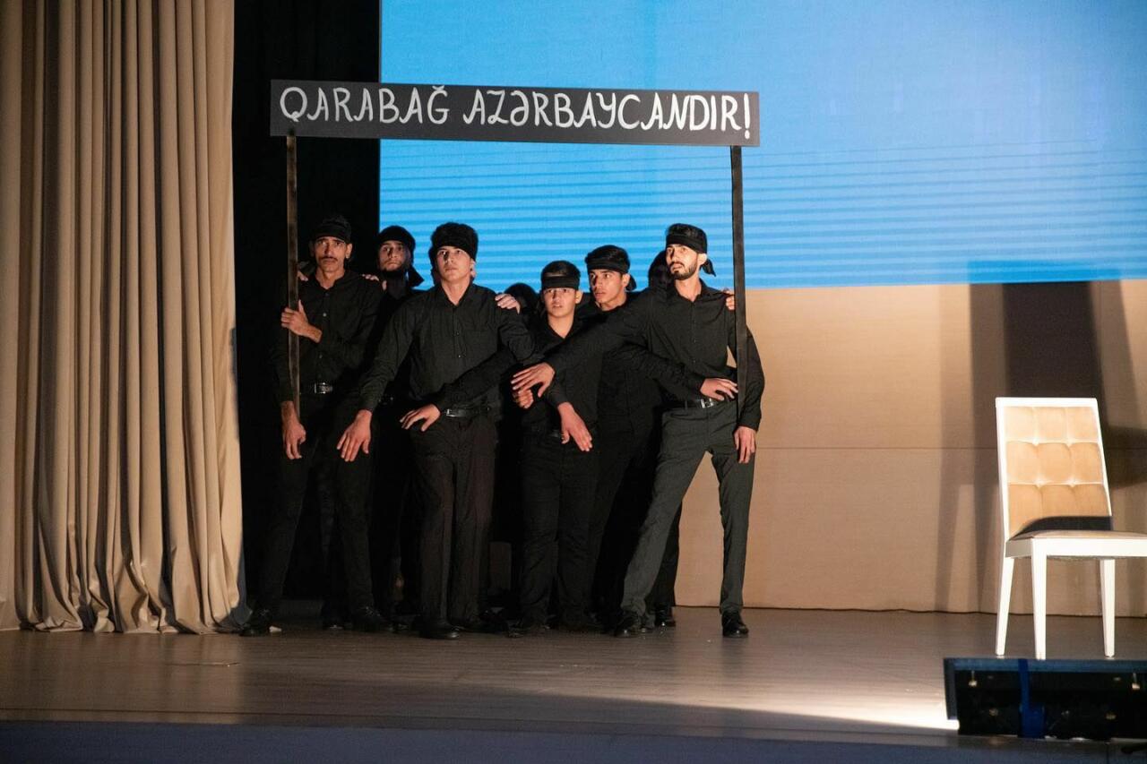 В Баку представлен спектакль "Добрая весть" о героях Карабахской войны