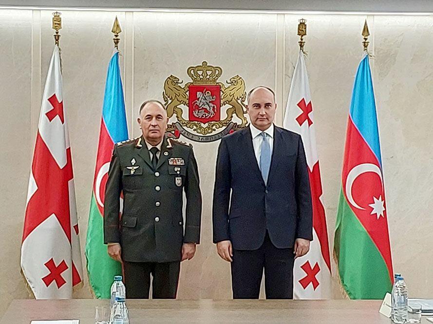 Керим Велиев встретился с министром обороны Грузии