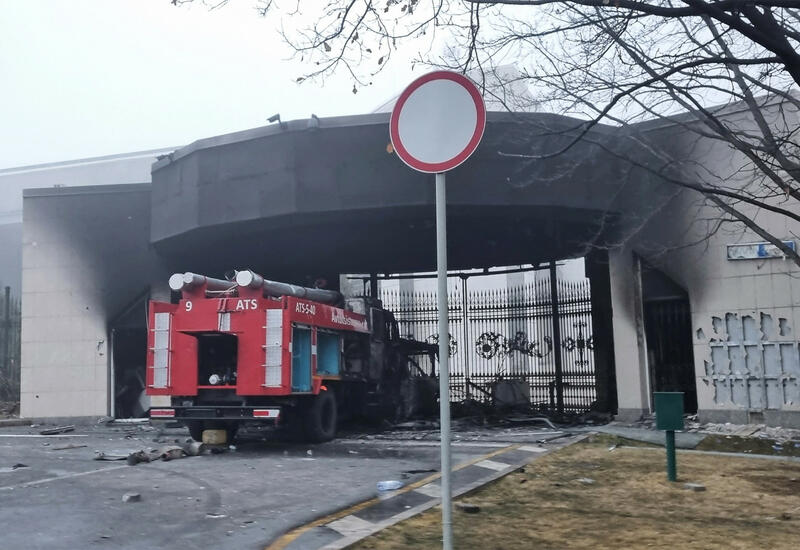 В России сгорела пожарная машина, пока ехала на вызов