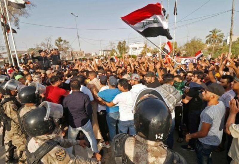 Более 80 человек пострадали в ходе протестов в Багдаде