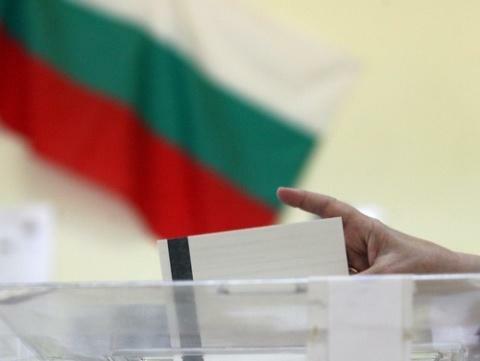 Кто побеждает на досрочных парламентских выборах в Болгарии?