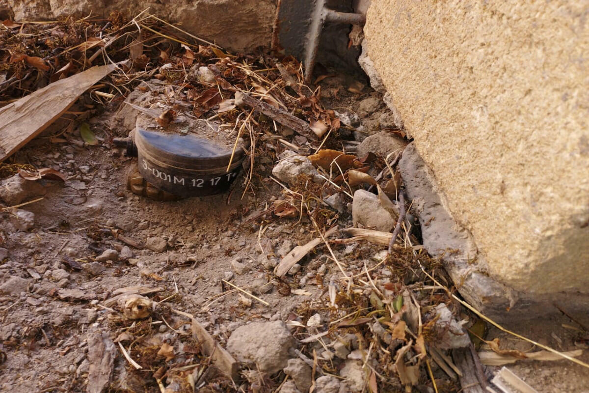 В Лачине обнаружены мины-ловушки