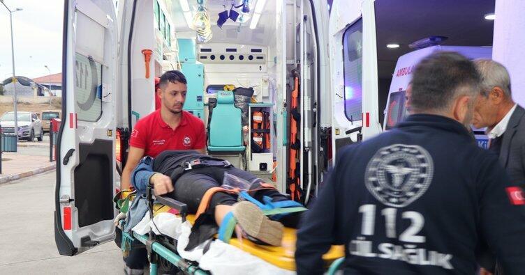 В Турции перевернулся микроавтобус, много пострадавших