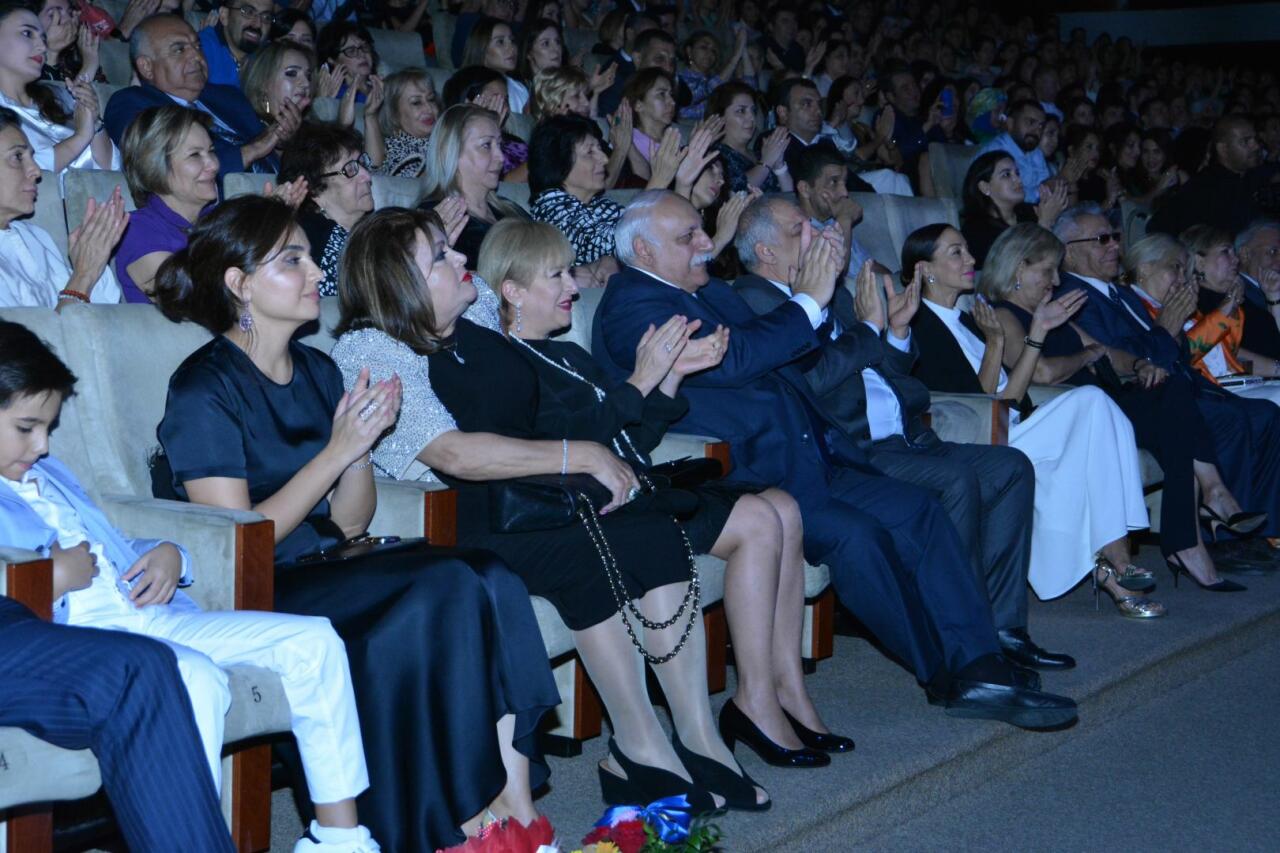 Во Дворце Гейдара Алиева прошел потрясающий юбилей композитора Эльдара Мансурова