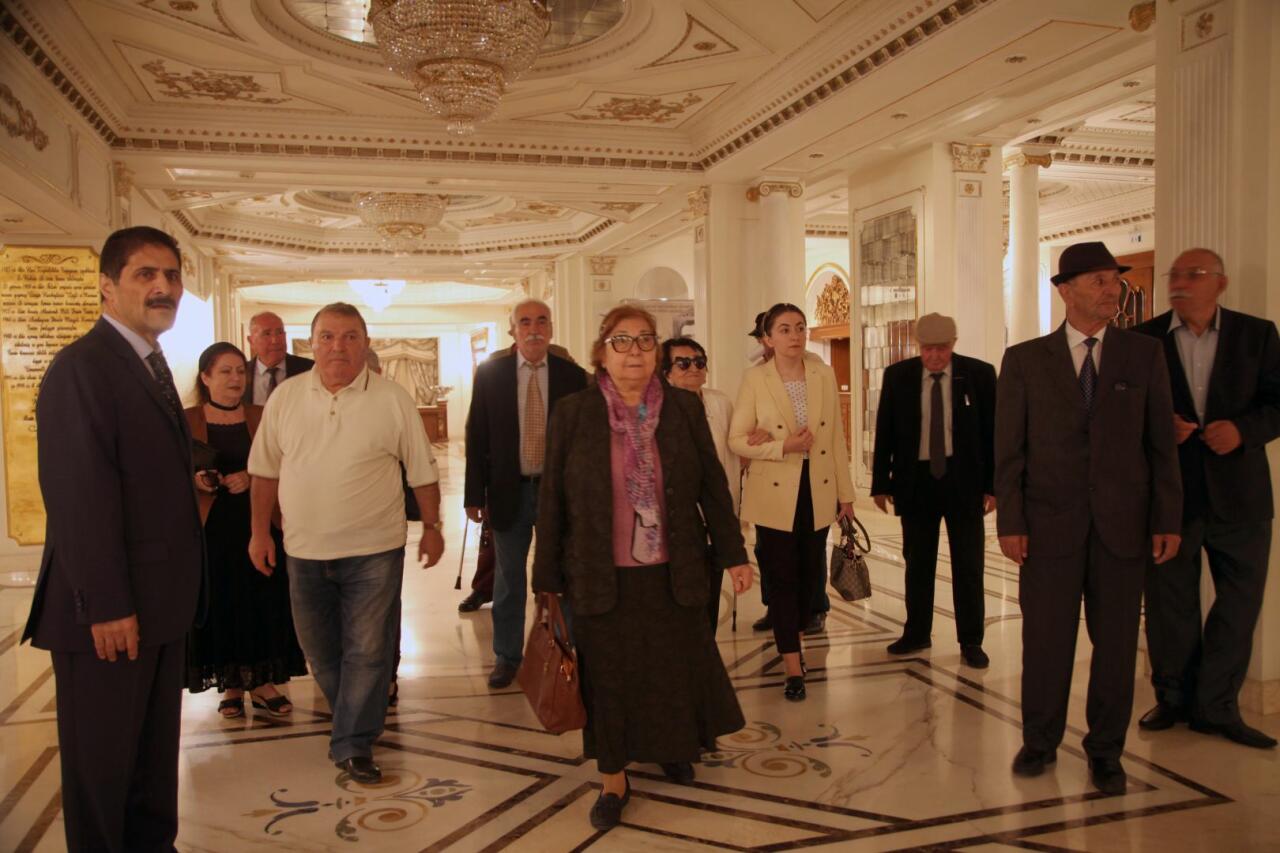 Международный день пожилых людей отметили в музыкальном театре Баку