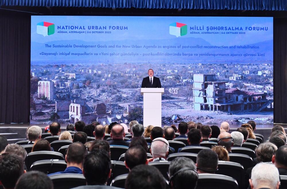 Президент Ильхам Алиев и Первая леди Мехрибан Алиева приняли участие в церемонии открытия Азербайджанского национального градостроительного форума в Агдаме