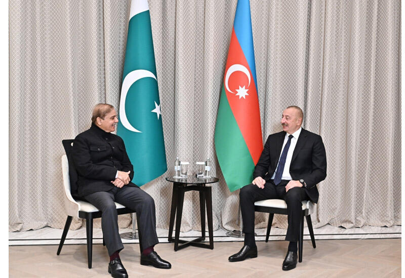Prezident İlham Əliyevin Astanada Pakistanın Baş naziri ilə görüşü olub