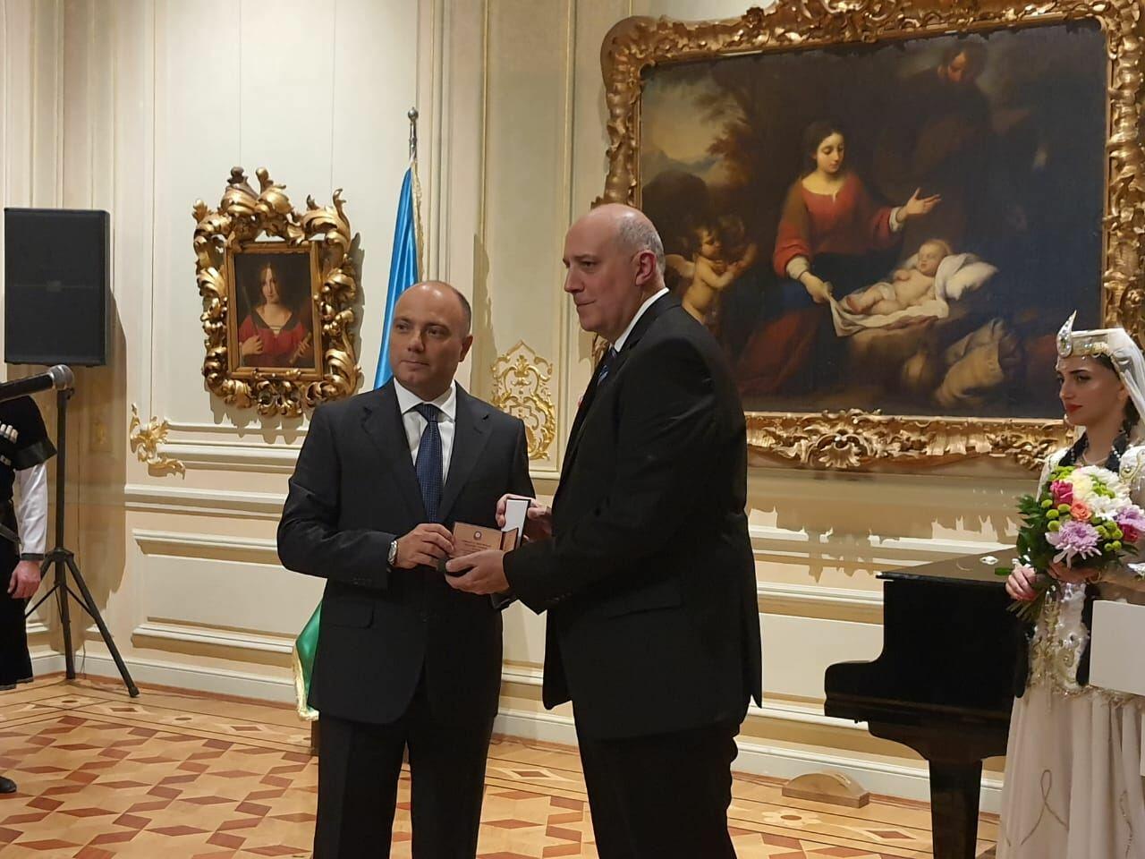 В Баку состоялась церемония награждения деятелей культуры